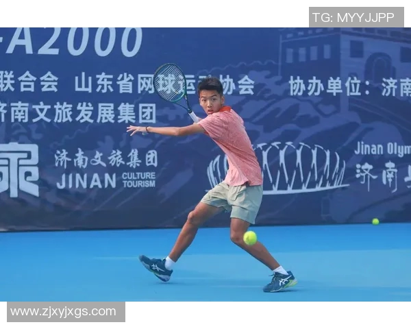 重庆网球队引领最新网球技术TOP10助力运动员全面提升竞技水平